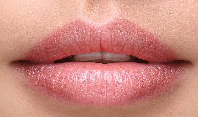 تزریق ژل لب در اندیشه شهریار